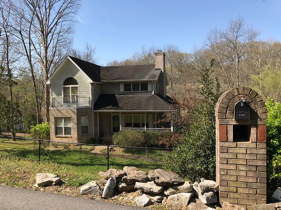 1st image of 1162 Lake Marie Rd
