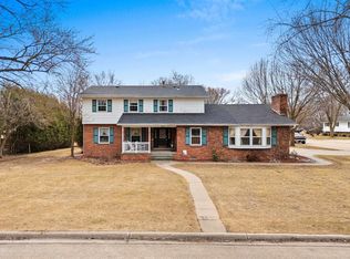 504 Fairview Way, Shawano, WI 54166