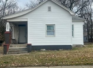 1434 E Hickory St, Decatur, IL 62526