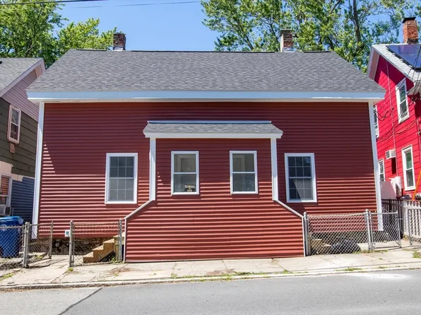38-40 Doyle St, Lawrence, MA 01841