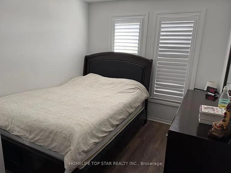 46 Ferncastle Cres — Photo 10