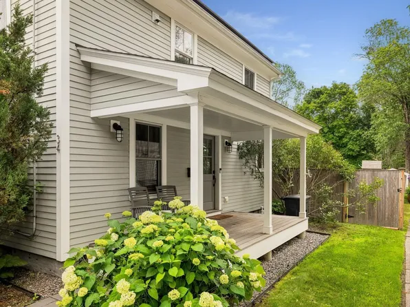 34 River Street, Exeter, NH 03833
