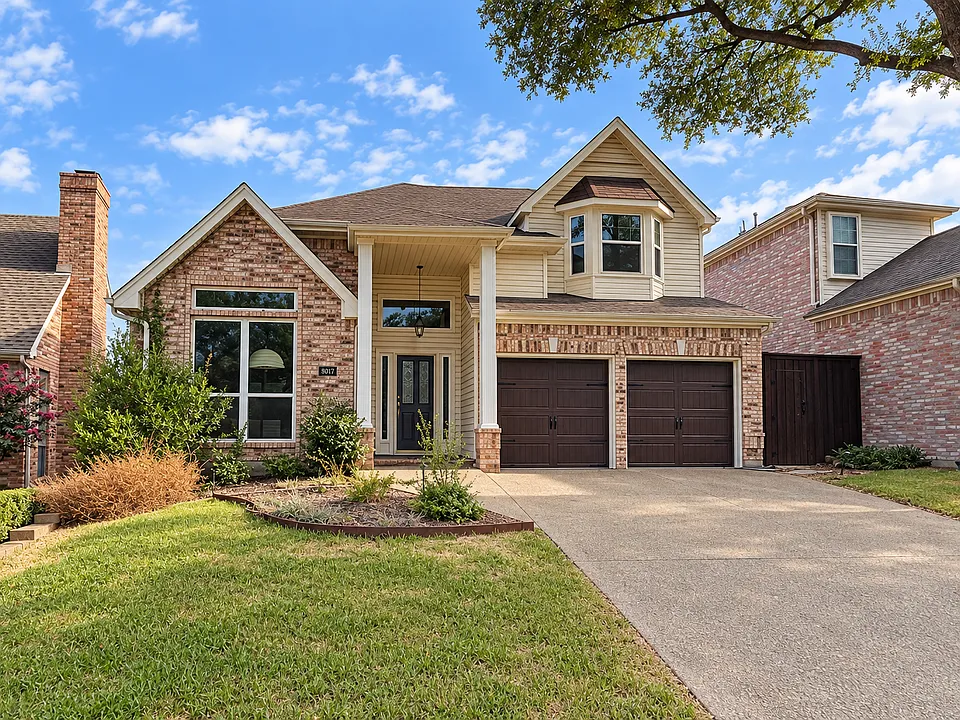 802 Crest Ridge Ct