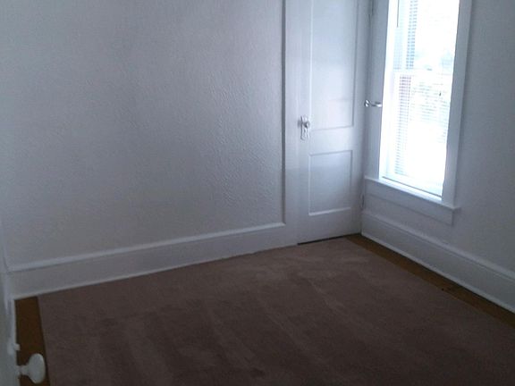 4th image of 506-08 Sassafras St #825-30-X