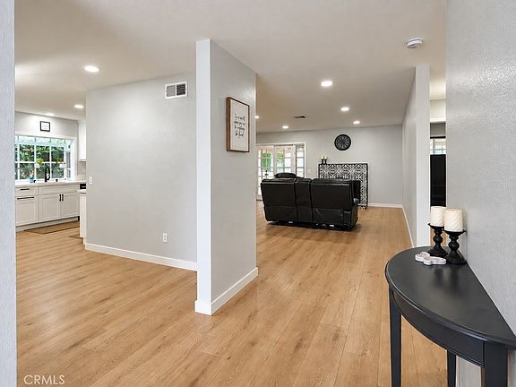 5th image of 1302 Turquoise Dr