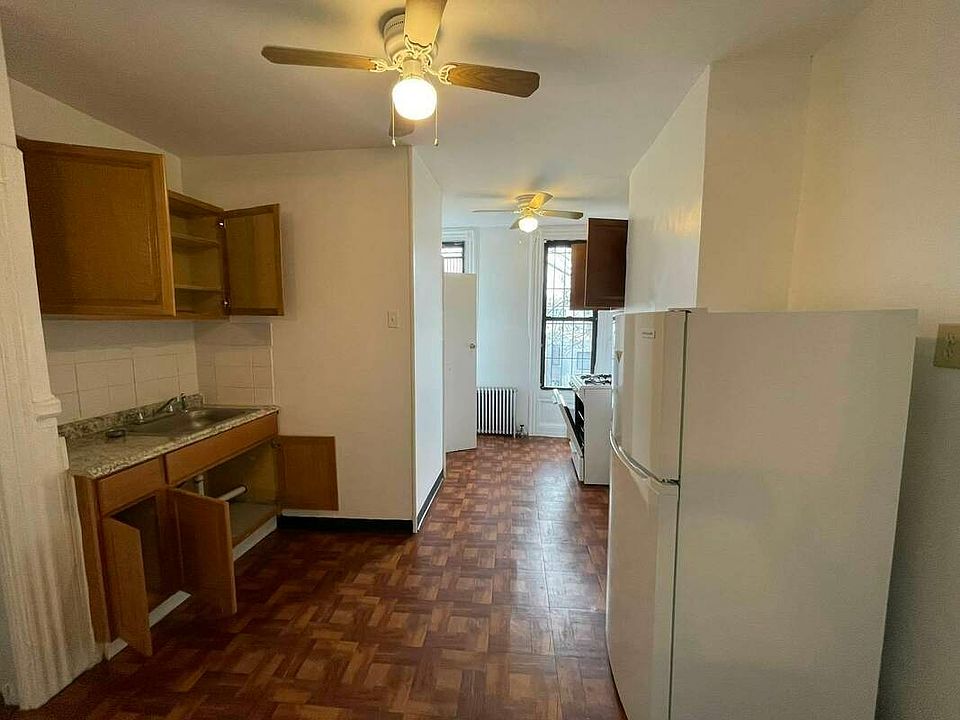 2nd image of 416 Prospect Ave #3R