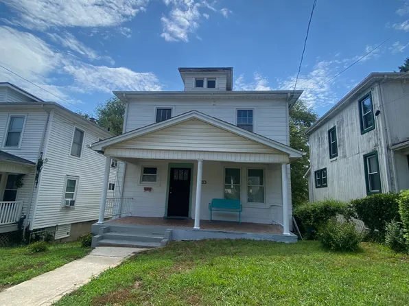 1421 7th St SE, Roanoke, VA 24013