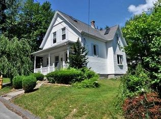 9 Arcadia St, Worcester, MA 01604