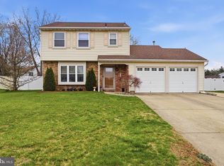 14 Woodhurst Dr, Eastampton, NJ 08060