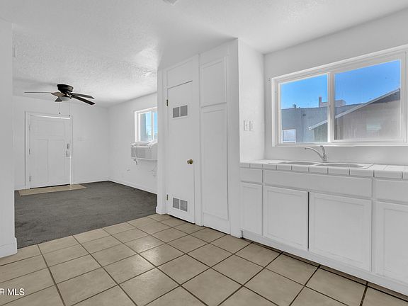 2nd image of 151 N Pendell Rd #A-b