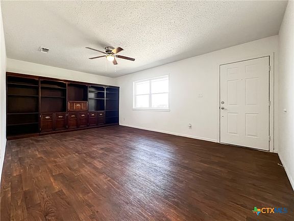 4th image of 803 W 25th St