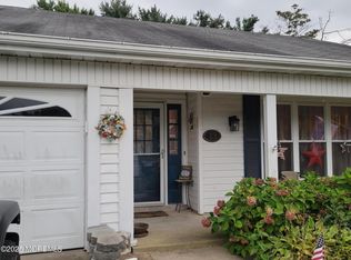 13 Saint Paul Pl, Manchester, NJ