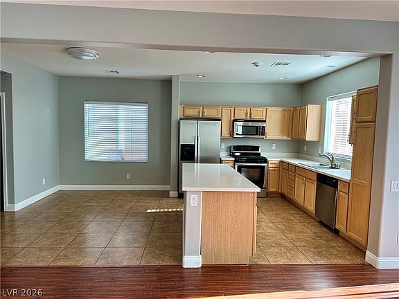 5th image of 2891 Ardoch Ave