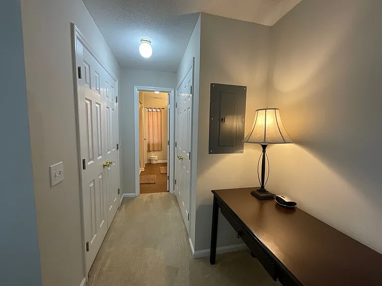 Meridian Park Apartments — Photo 80