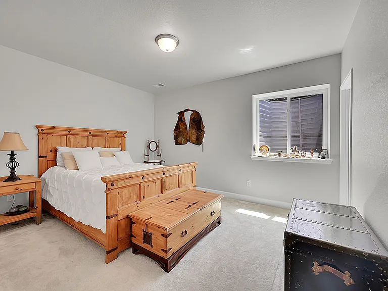 3891 Eaton Park St — Photo 17