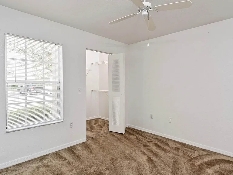 River Trace Apartments and Homes — Photo 32