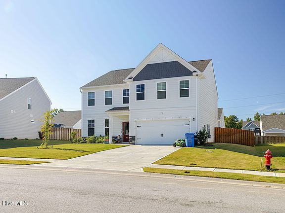 2nd image of 413 Chickadee Way