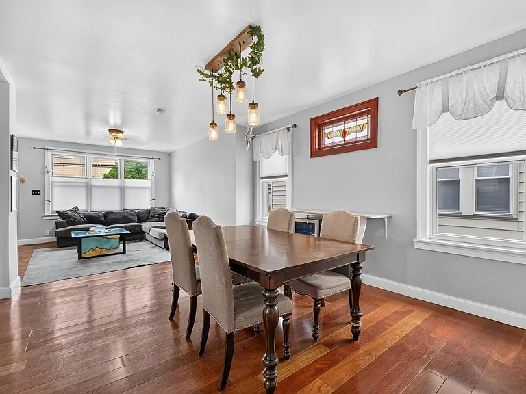 166 Woodridge St #1 — Photo 7