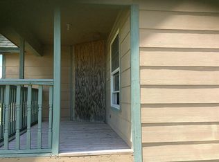 641 County Road 207, Bay City, TX 77414