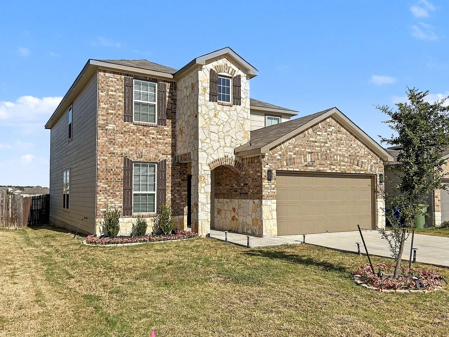 For Rent: 4 BR in Cinco Lakes San Antonio, TX 78252 | $2,100/mo — Photo 1