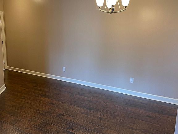 4th image of 212 Sterling Oaks Dr Unit 212