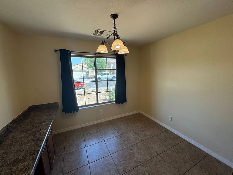 7371 W Alicia Dr — Photo 4