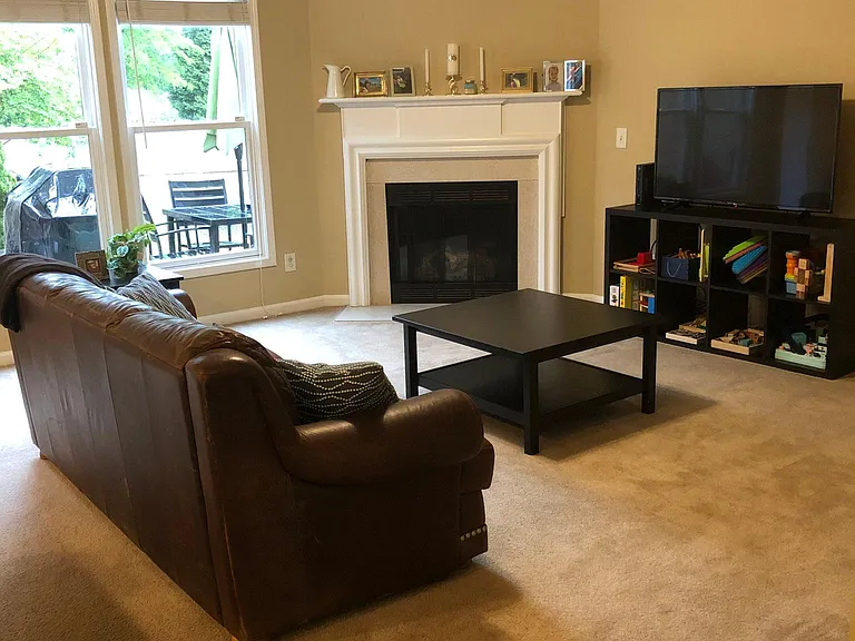 3901 Portland Trail Dr — Photo 8