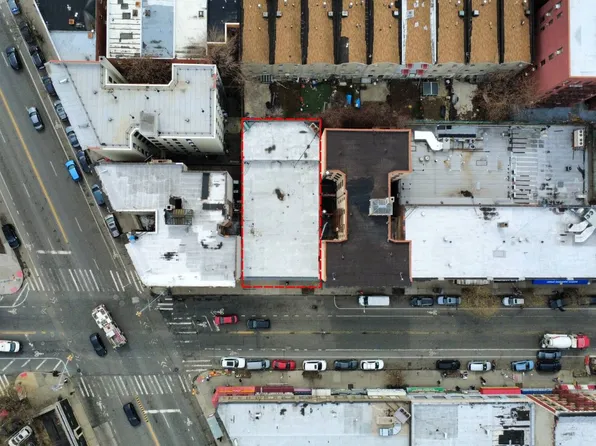 870 E Tremont Ave, Bronx, NY 10460