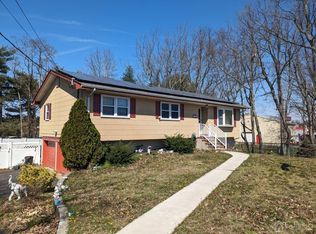 104 Larch Dr, Toms River, NJ 08753