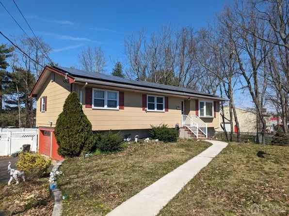 104 Larch Dr, Toms River, NJ 08753