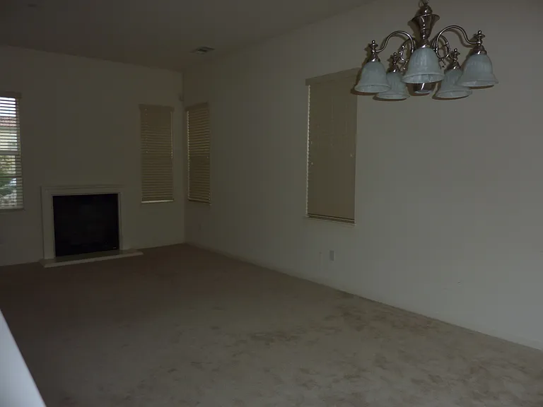 2143 Prato St — Photo 5