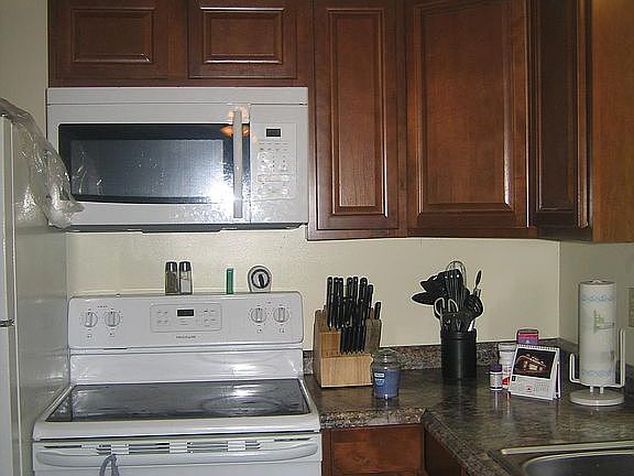 5th image of 1042 Serenity Cir
