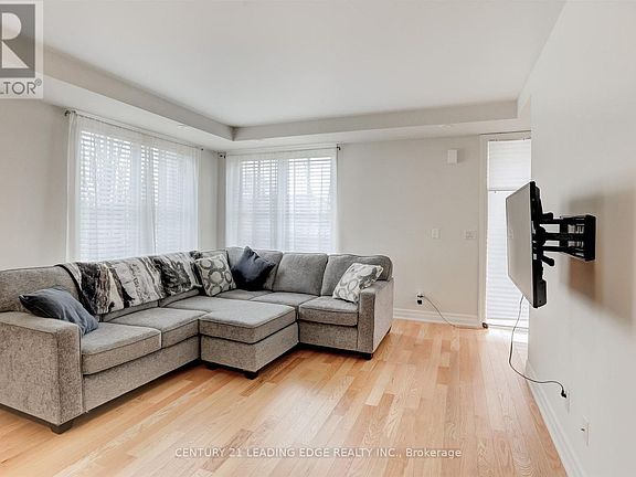 4th image of 1180 Cawthra Rd #106