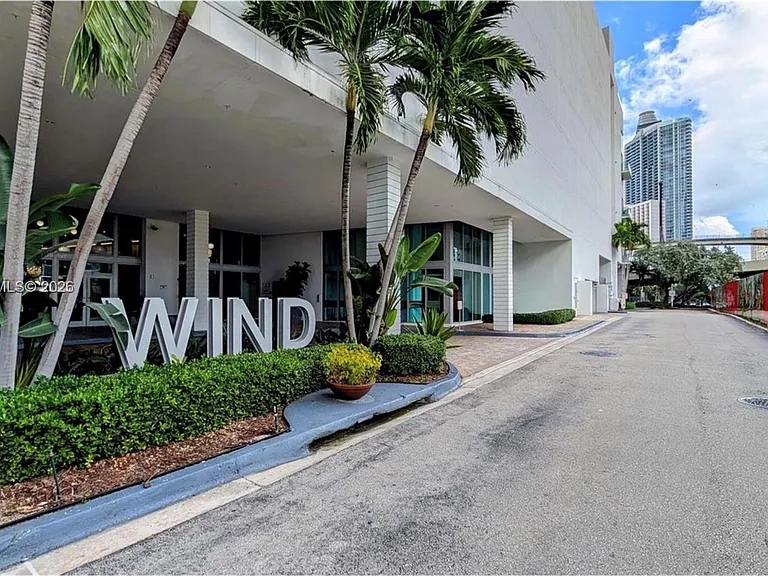 350 S Miami Ave #3507 — Photo 13