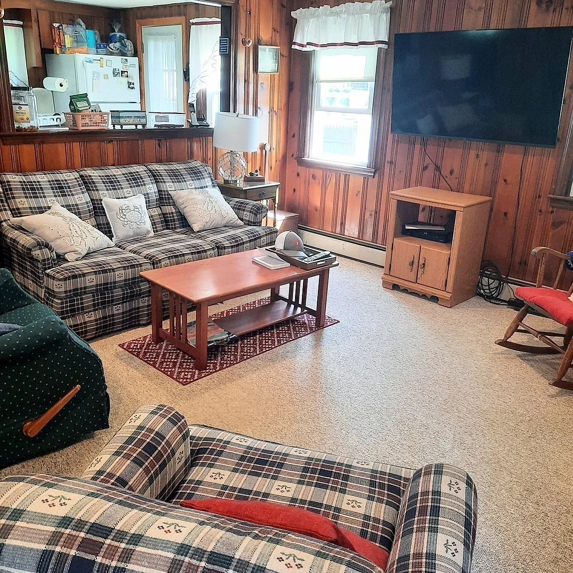 3 bed, 772 sqft, $2,000 — Photo 2