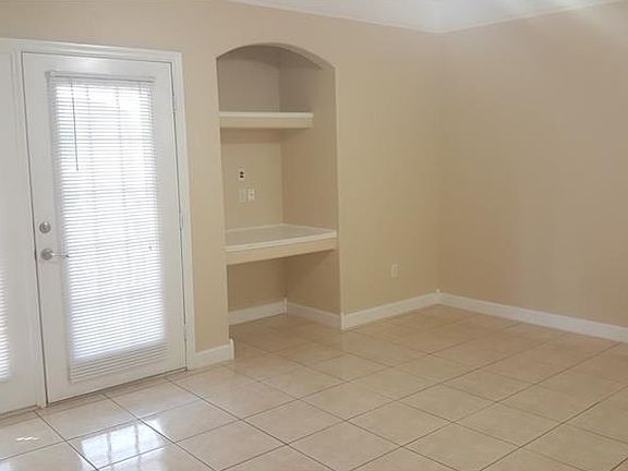 4th image of 3368 Parkchester Square Blvd APT 102