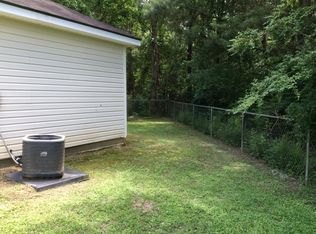 51563 Antioch Rd APT B17, Tickfaw, LA 70466