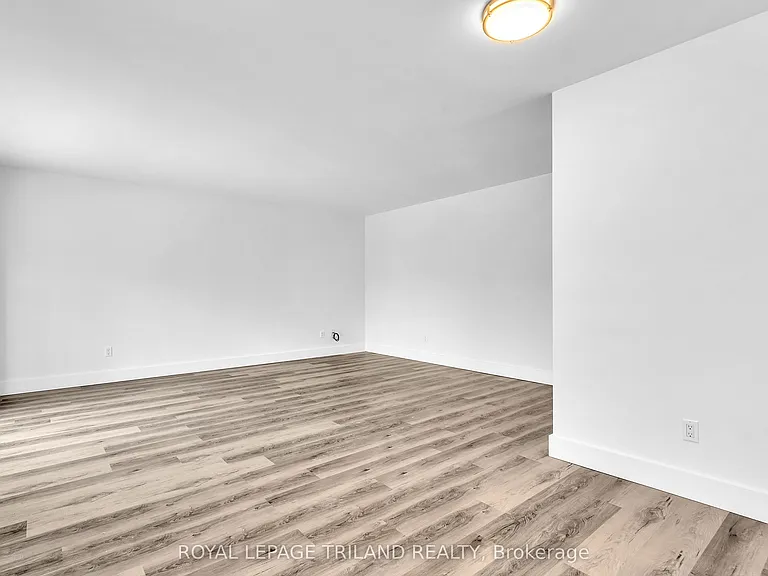 104 Devonshire Ave #305 — Photo 25
