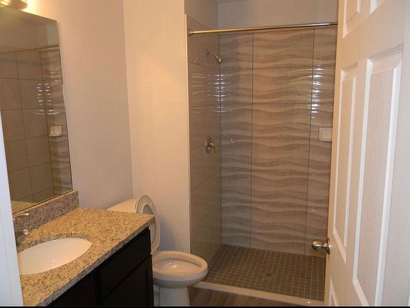 5th image of 282 Gardner Ln Ste C