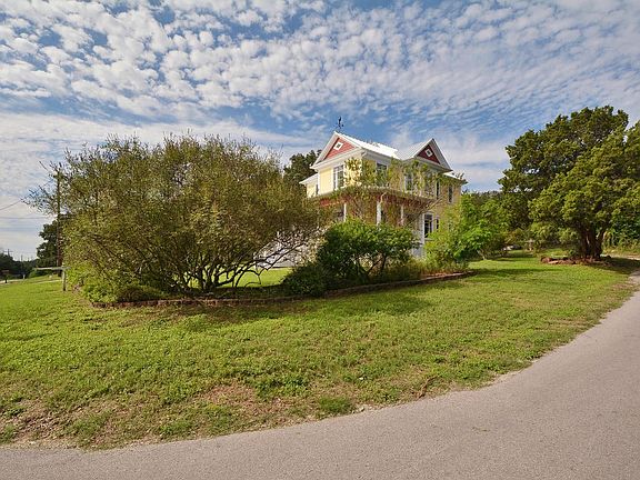 2nd image of 7400 Wood Cliff Dr