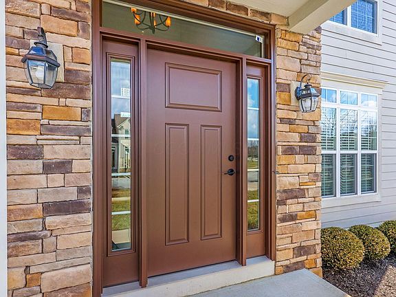 5th image of 3249 Winding Woods Dr