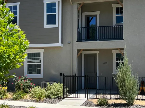 468 Blackbird Ln, Gardnerville, NV 89410