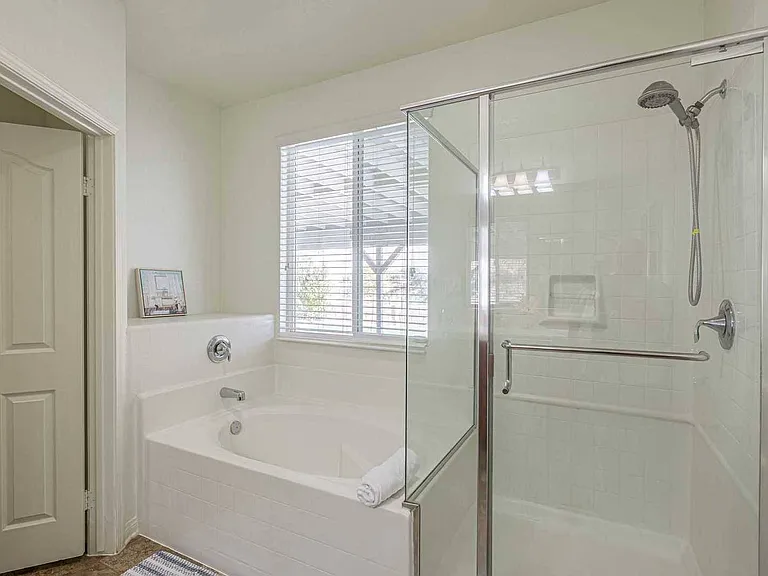 37058 Alton Dr — Photo 24