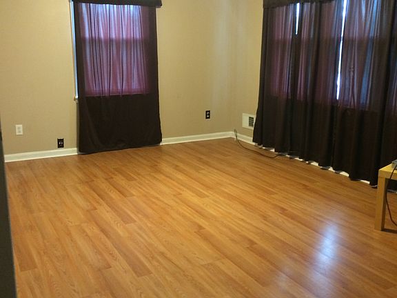 4th image of 176 N Main St