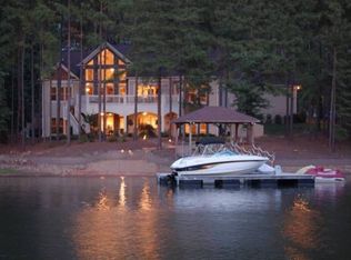 9109 Pembroke Ct, Sherrills Ford, NC 28673