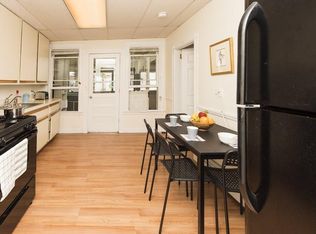 10 7th St #2, Cambridge, MA 02141