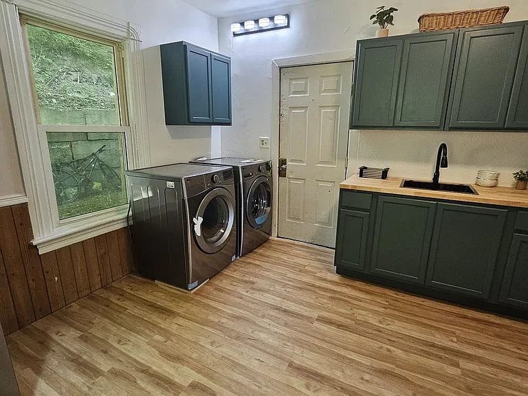 520 Church St #1 — Photo 3