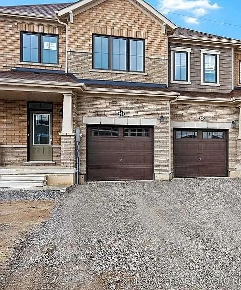 39 Niagara Dr — Photo 1
