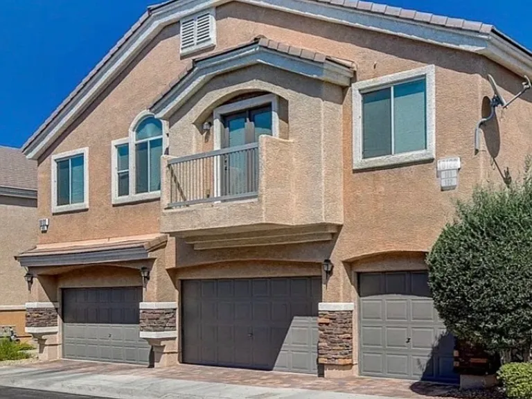 Aspen Rose St — Photo 1