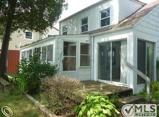 626 Maloney Ave, Oxford, MI 48371